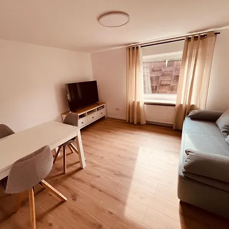 Apartment Ferienwohnung/monteurwohnung Souterrain, Neu Renoviert Minden (North Rhine-Westphalia)